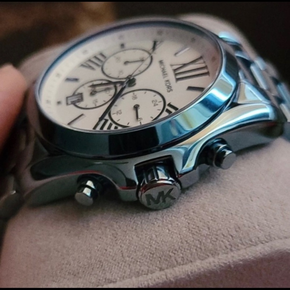 Sold- Michael Kors Bradshaw Chronograph Watch MK6488 - Picture 2 of 4